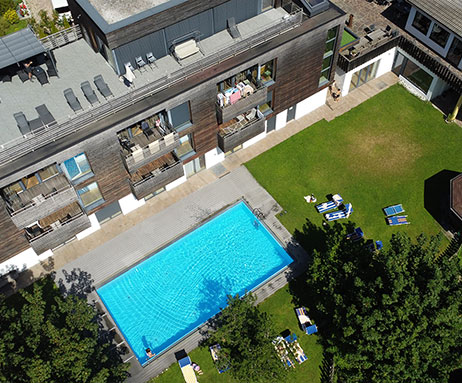 Outdoor-Pool